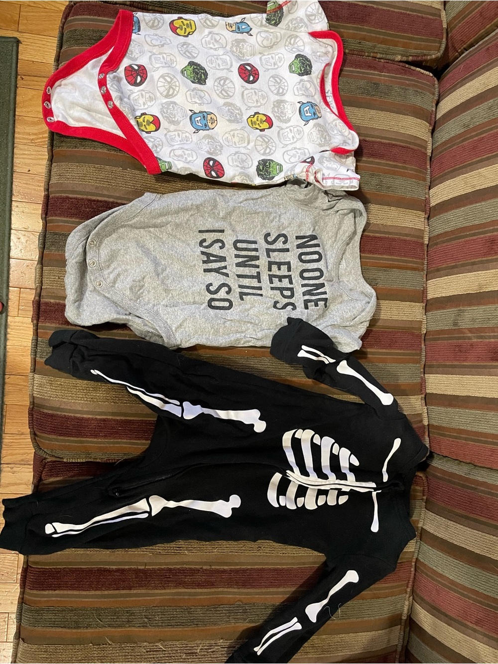 Marvel Red-Trim White Printed Baby One-Piece - Superhero Icons, skeleton